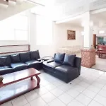 Reddoorz Syariah At Hotel Linda Pekanbaru